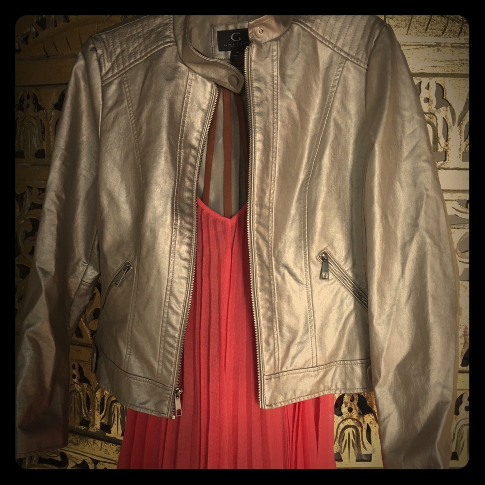 Gallery New York Gold Jacket